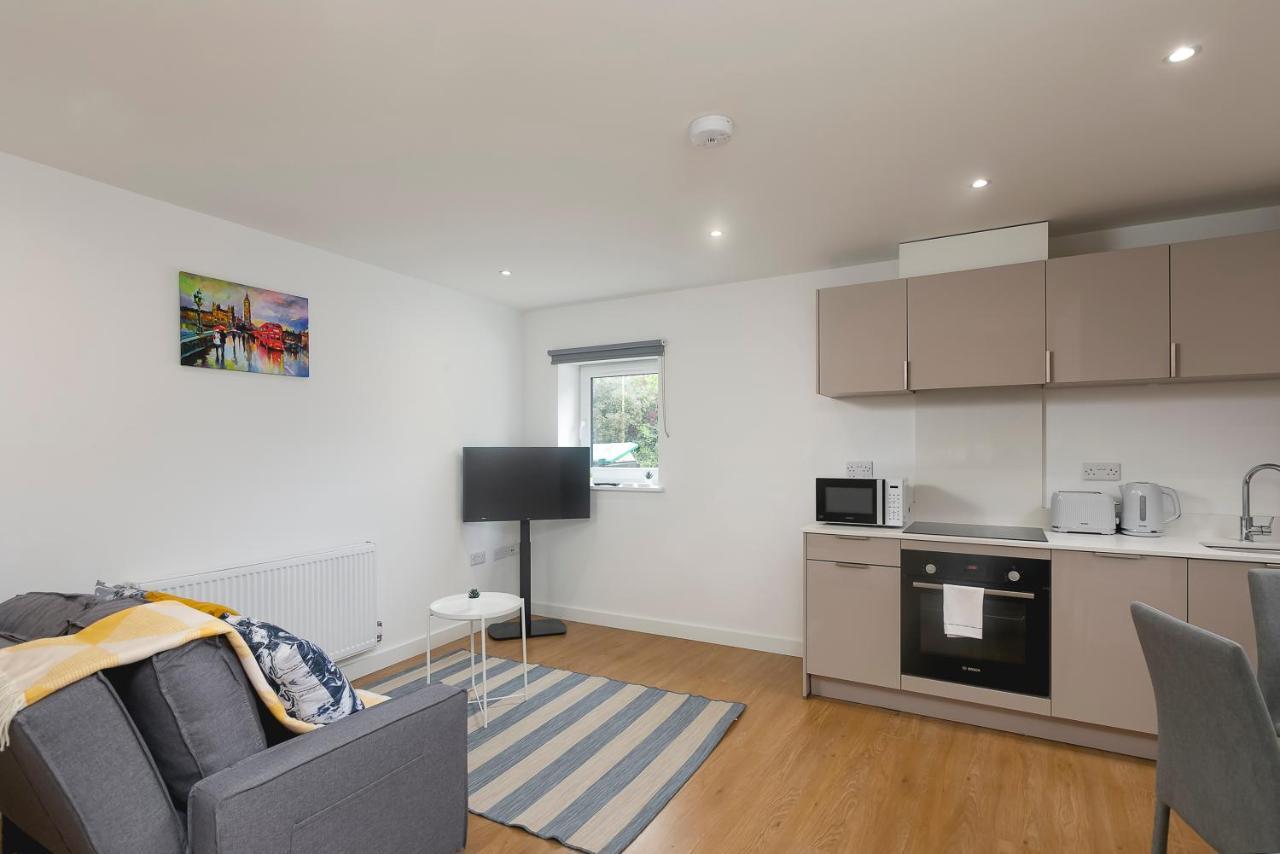 Skyvillion - Beautiful One Bedroom Near Heathrow Airport Apartamento Londres