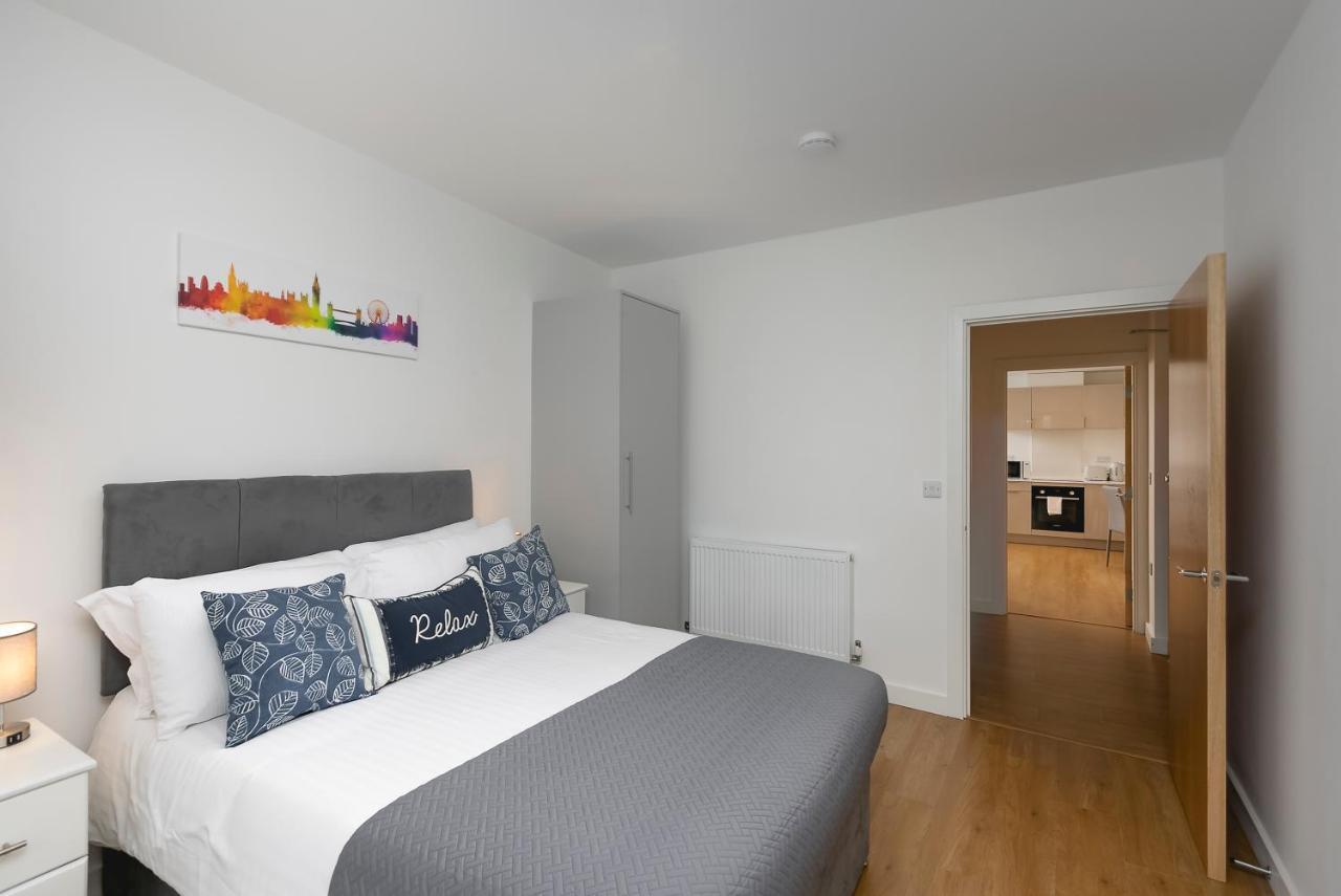 Skyvillion - Beautiful One Bedroom Near Heathrow Airport Apartamento Londres