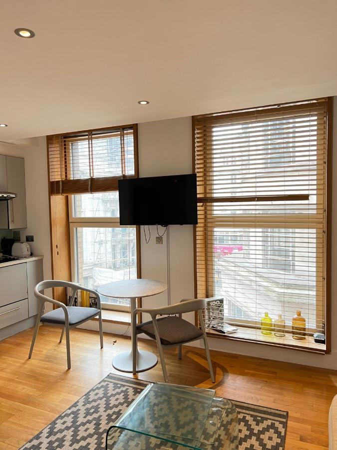Piccadilly Circus Luxury Studio *