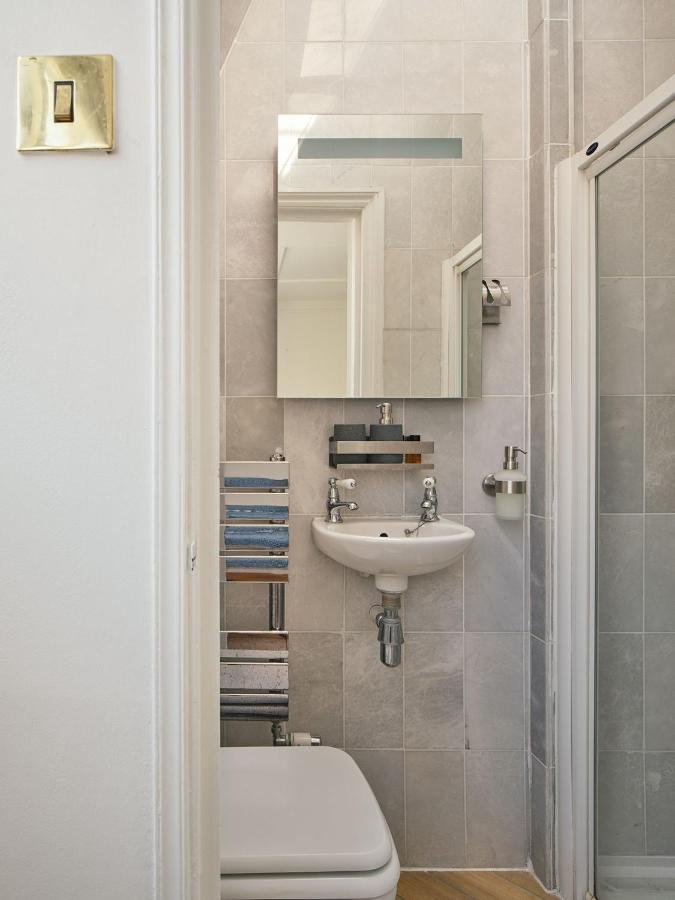 Stylish 3 Bedroom Town House Holiday home *