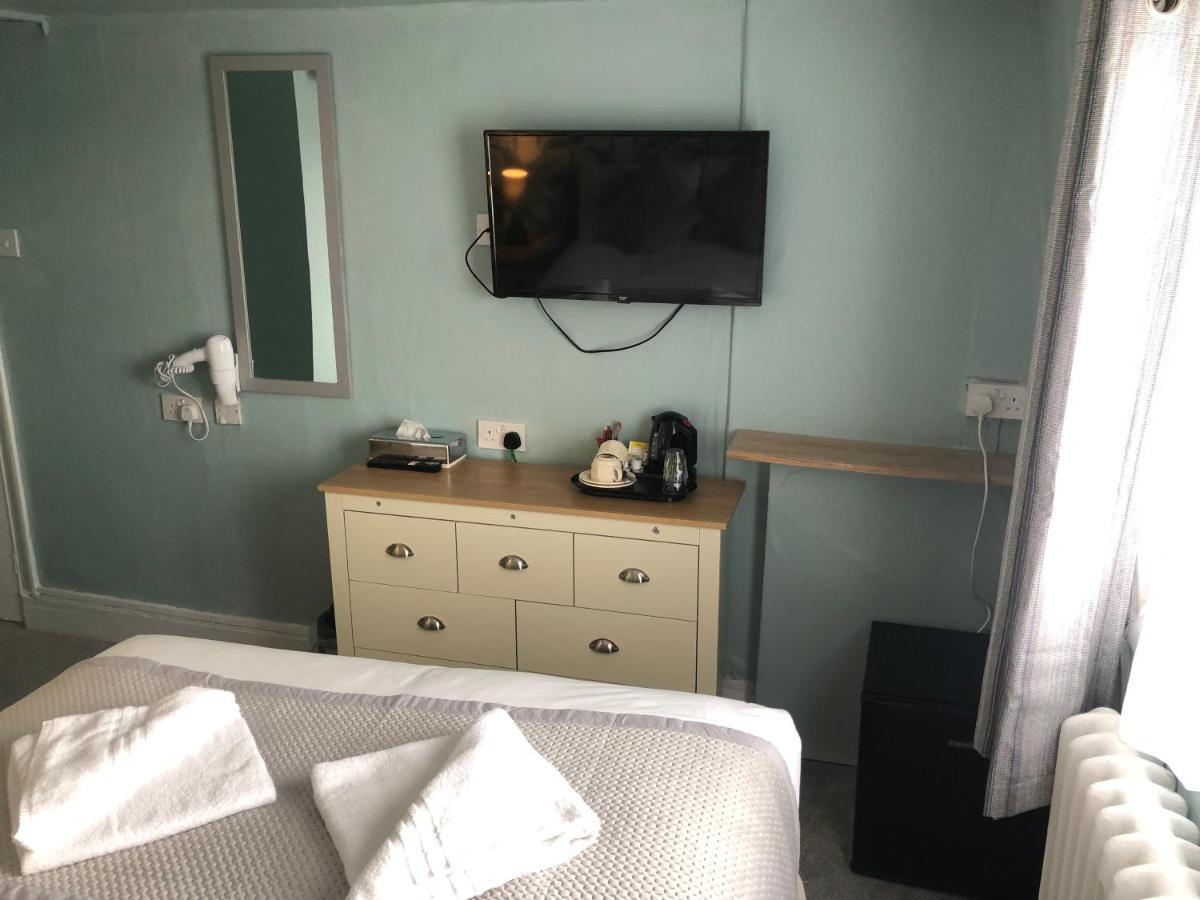 Parkwood 3* London