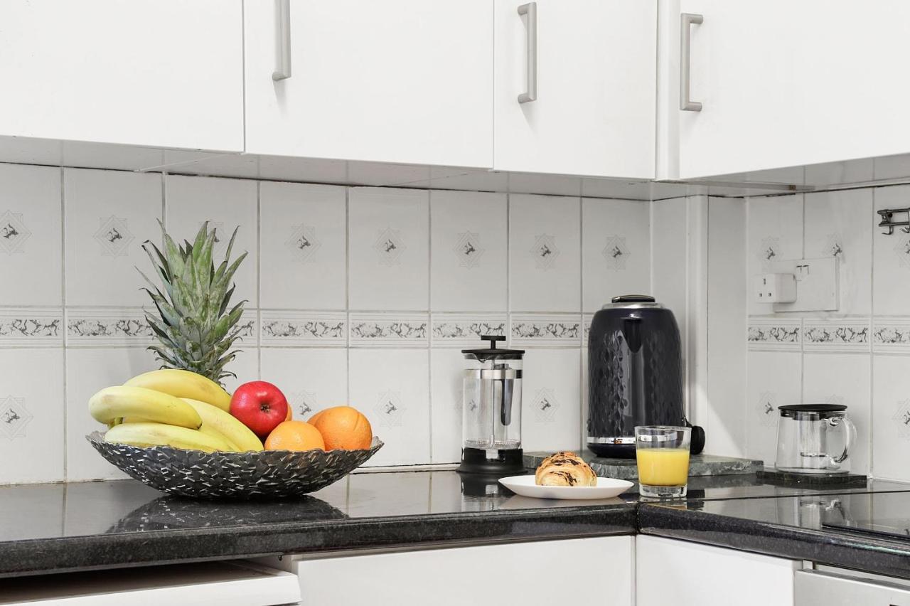 Holiday home Stunning Victorian Property Near Canary Wharf! *