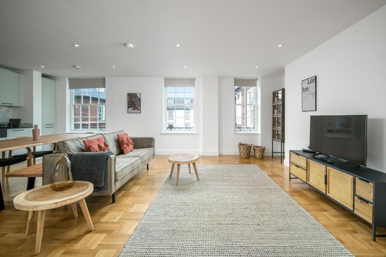 Stunning Flat Near Holland Park * London
