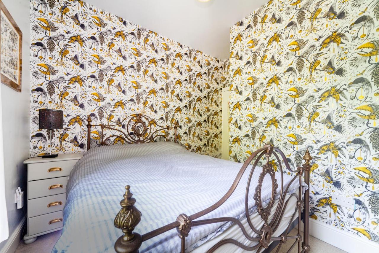 Apartamento Gorgeous 4 Bdr House With Garden, Crystal Palace Londres