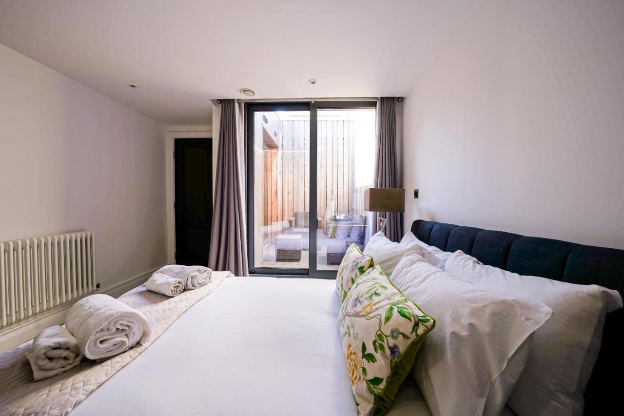 Contemporary High Street Kensington Apartamento