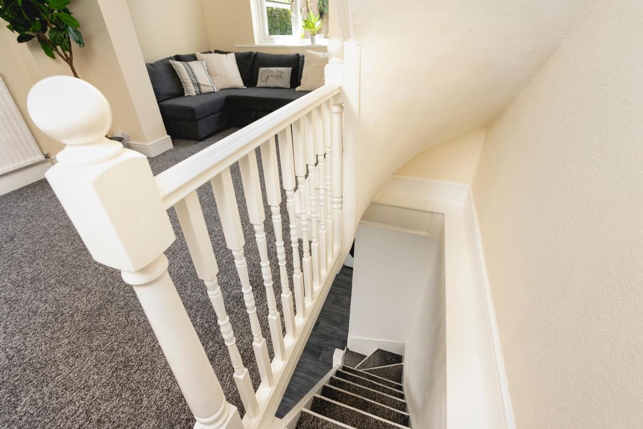 Apartment Skyvillion - 2 Bed In Finchley- 2 Mins Walk To East Finchley Tube Station London