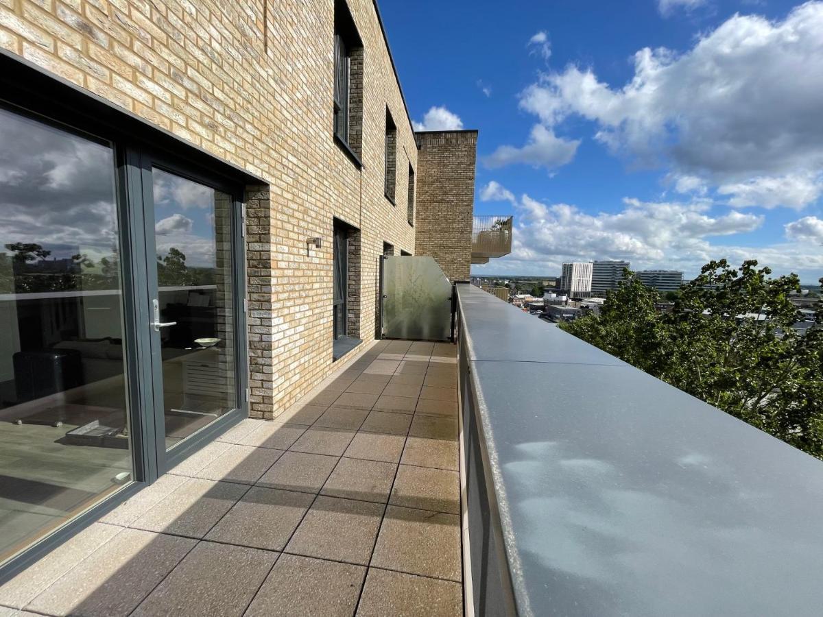 Apartamento Modern Penthouse Flat With Free Indoor Parking Londres