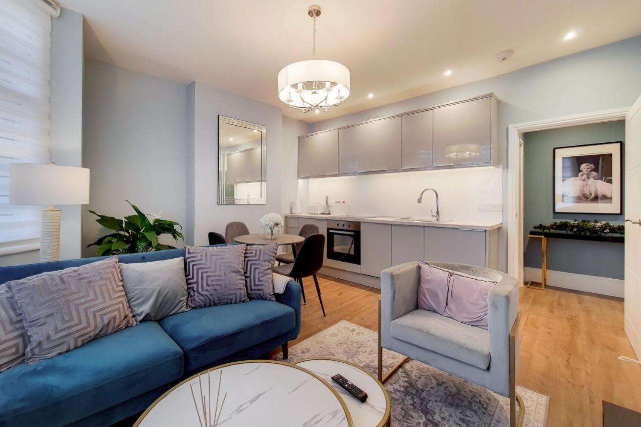 Luxury Art Deco, 2 Bedroom Flat Apartment *