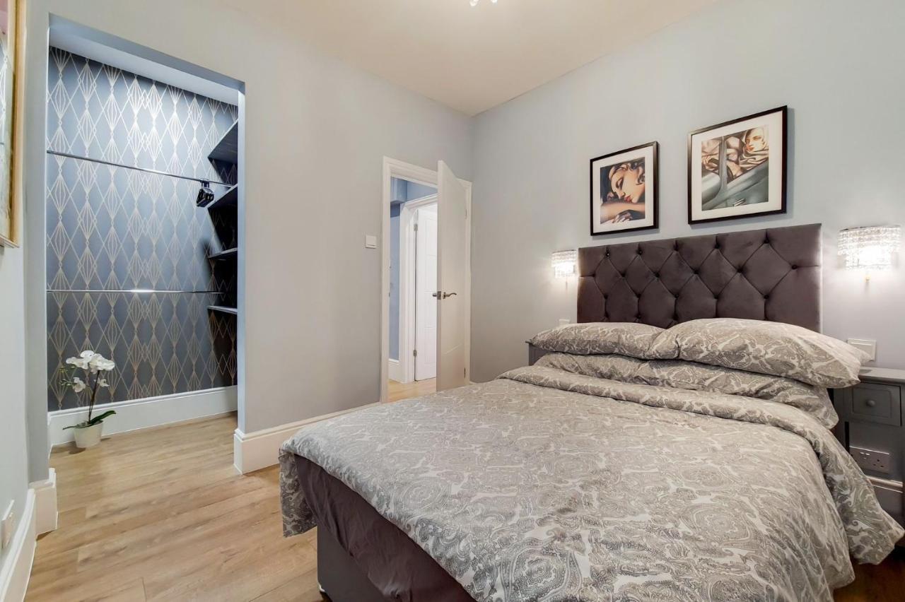 Luxury Art Deco, 2 Bedroom Flat * London