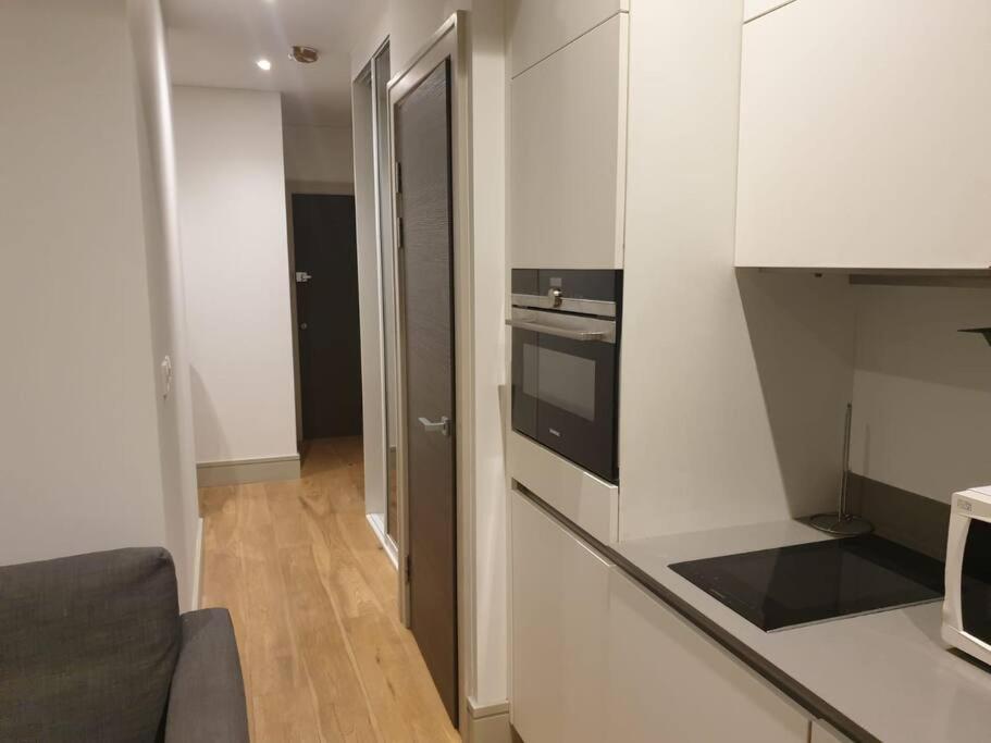 Apartamento Long Stays 1bed Studio Serviced Netflix & Free Wifi Perfect For Solo And Coupled Guests Londres