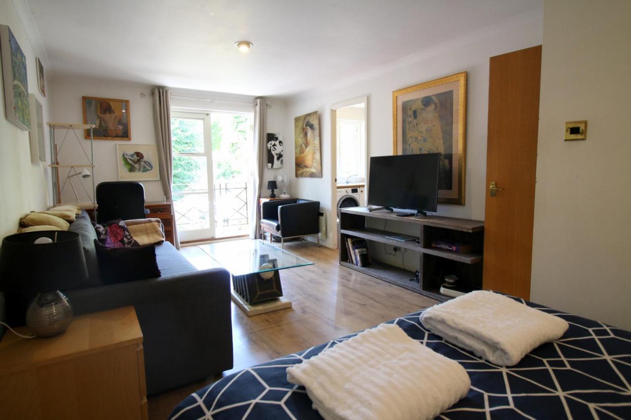 Central Fulham Apartment Near Tube Apartment London