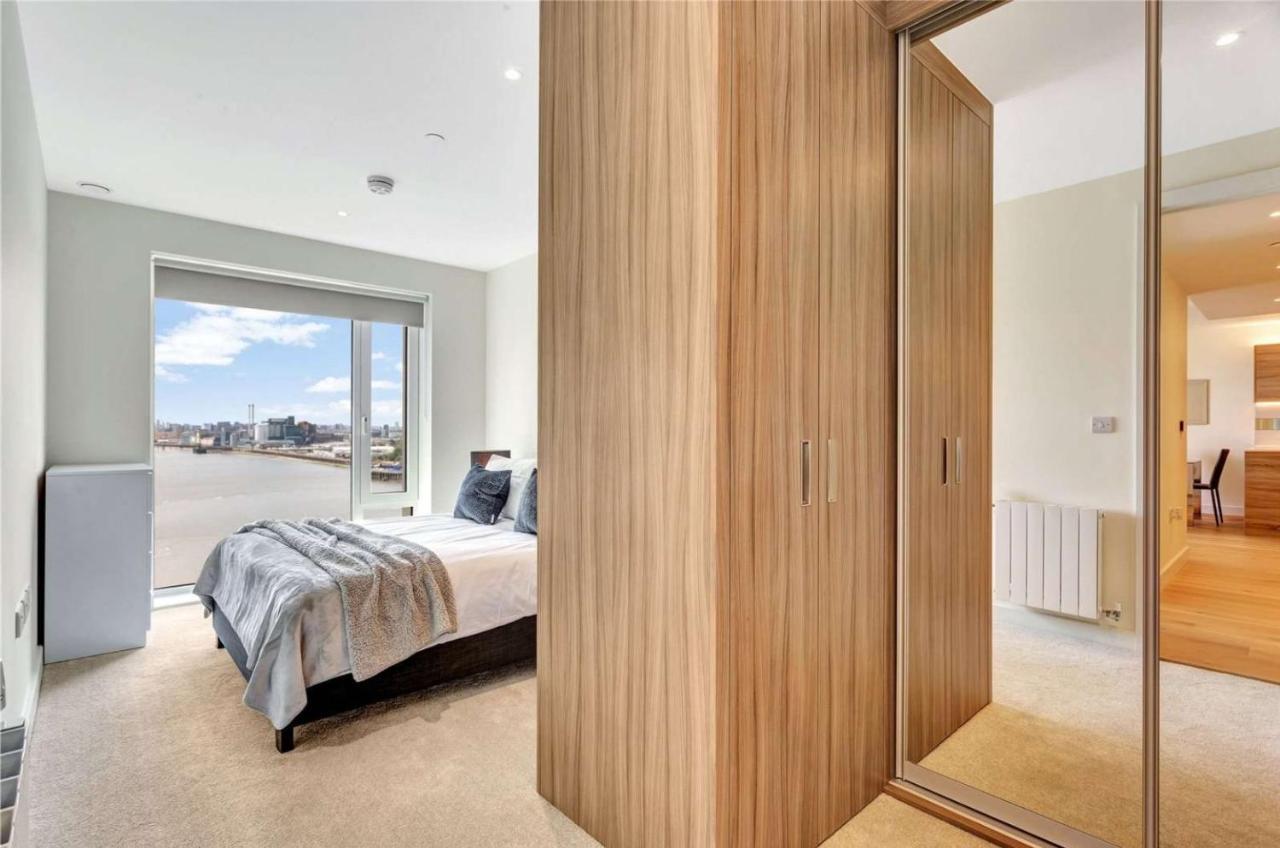 Apartment Riverside Minutes From Elizabeth Line *