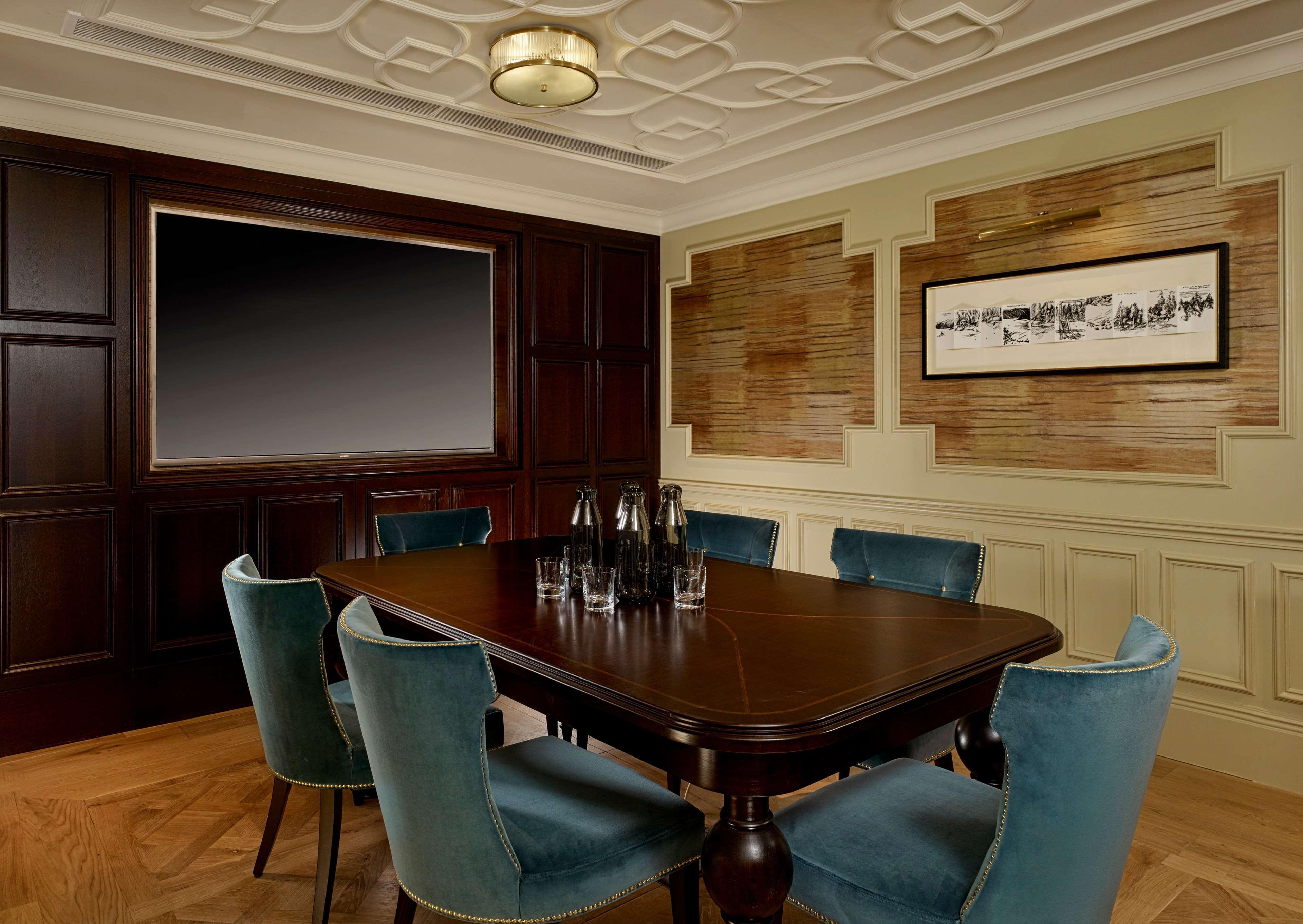 Hotel 100 Queens Gate Hotel, Curio Collection By Hilton 5*