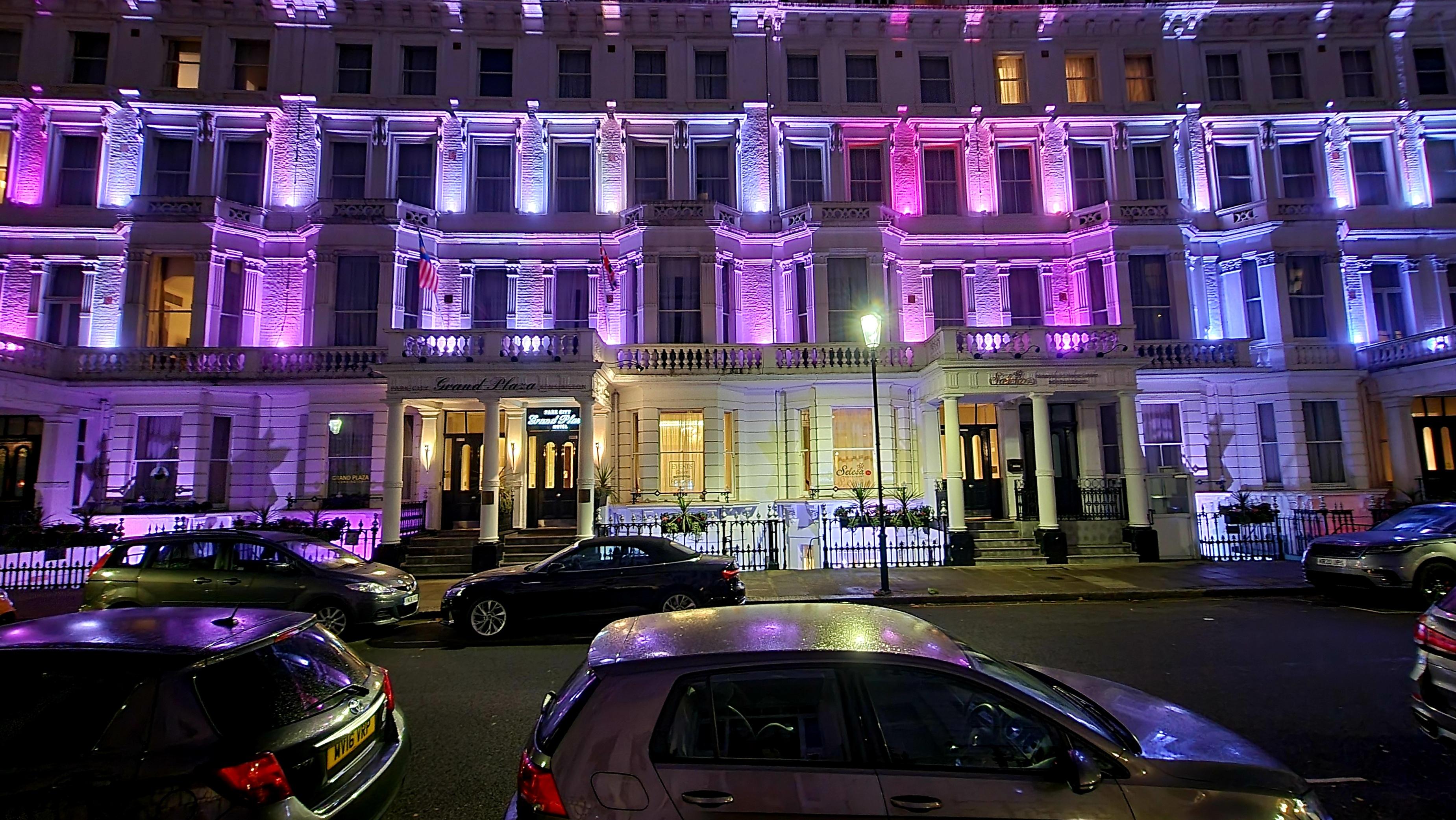 The Park Grand Plaza Kensington 4*