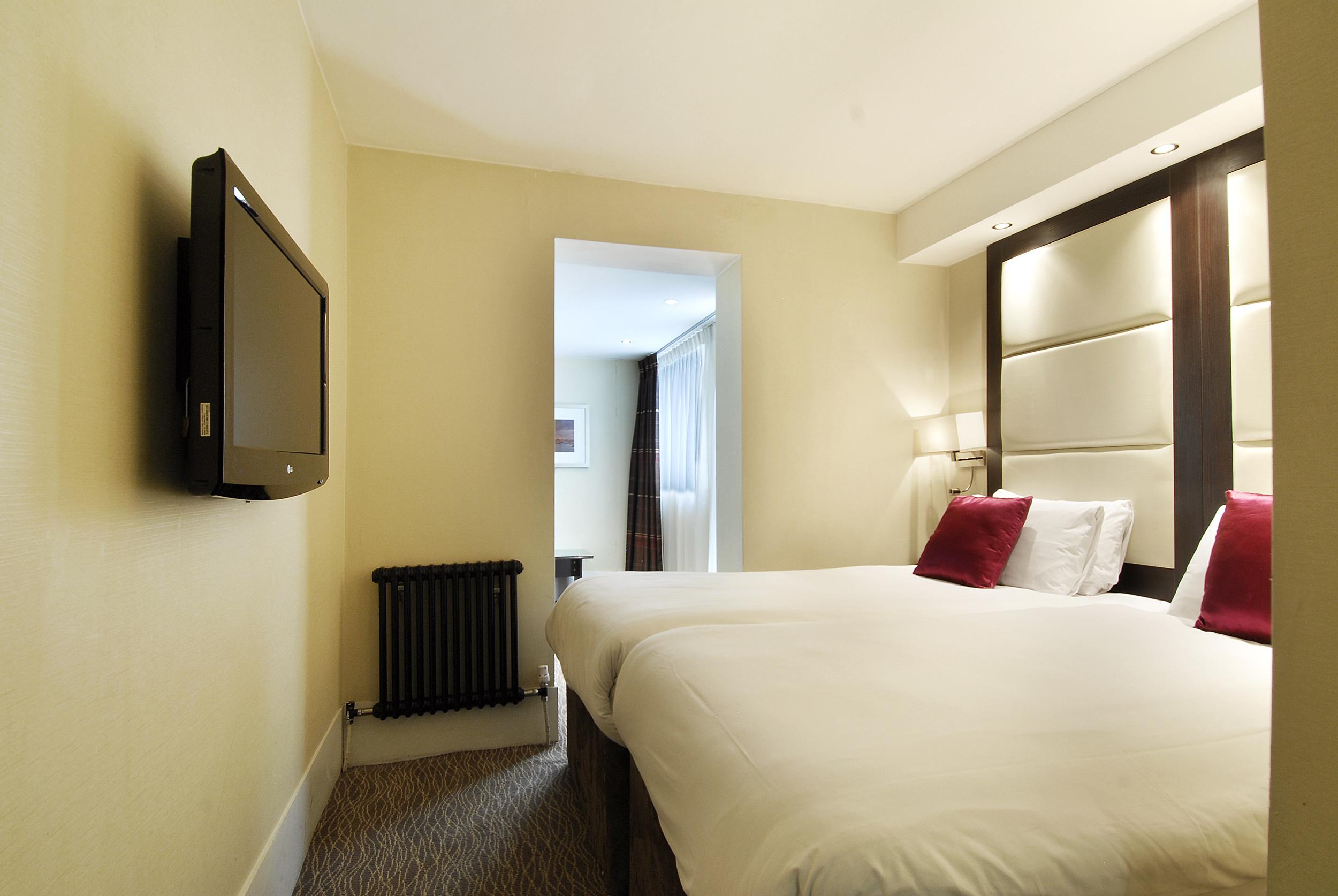 Hotel Grand Royale Hyde Park
