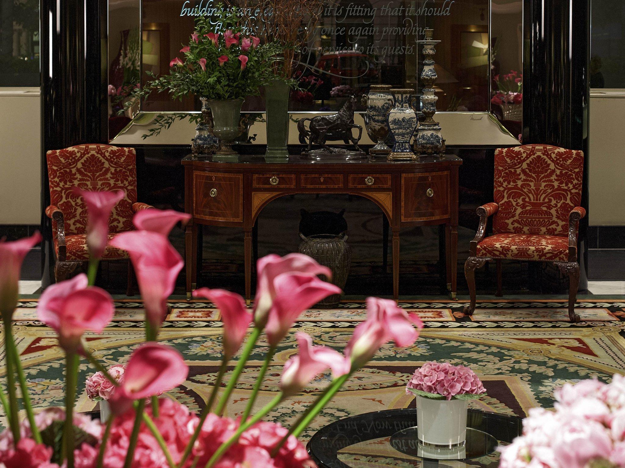 Sofitel St Hotel
