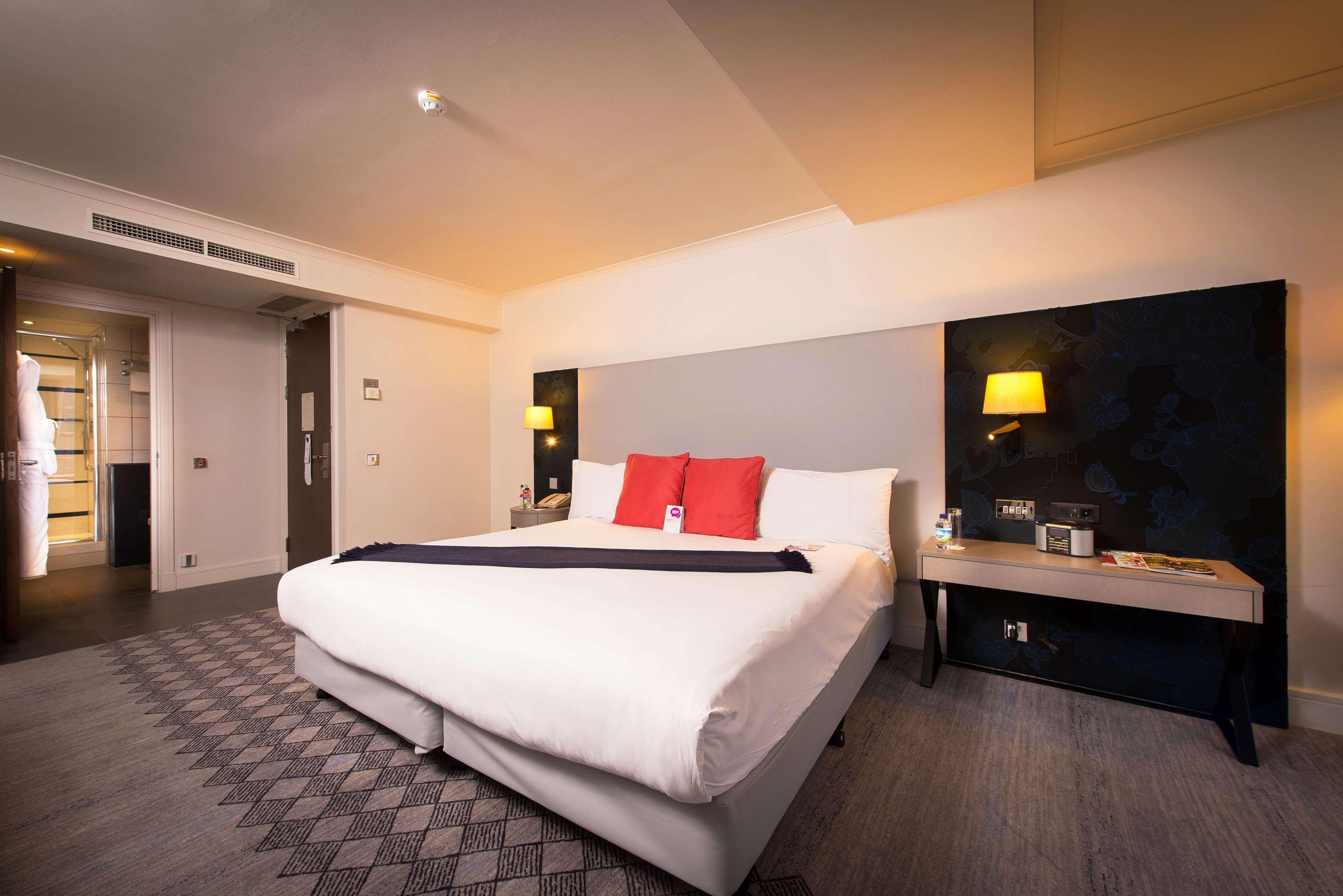 Doubletree By Hilton Kensington Hotel London
