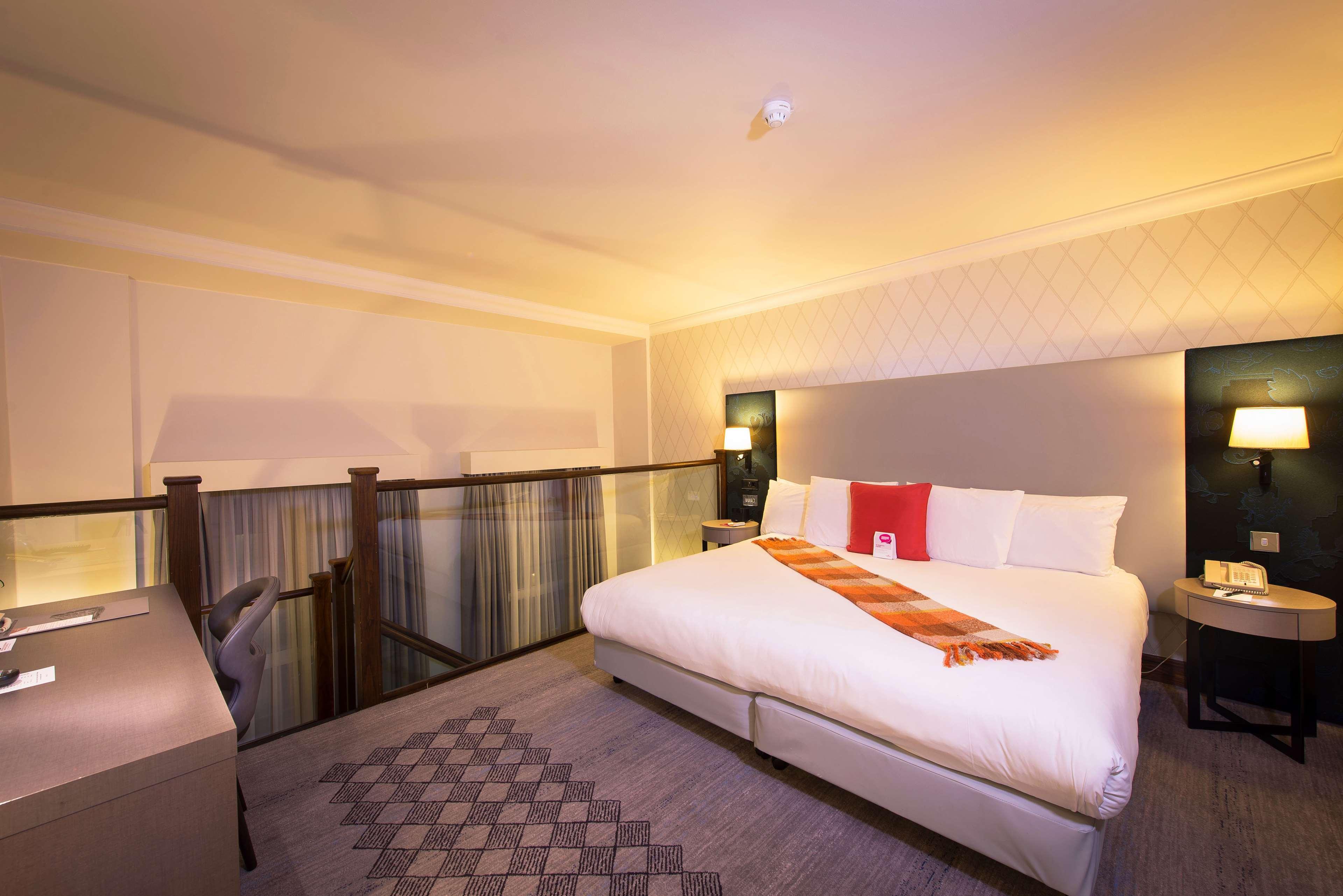 Doubletree By Hilton Kensington Hotel London