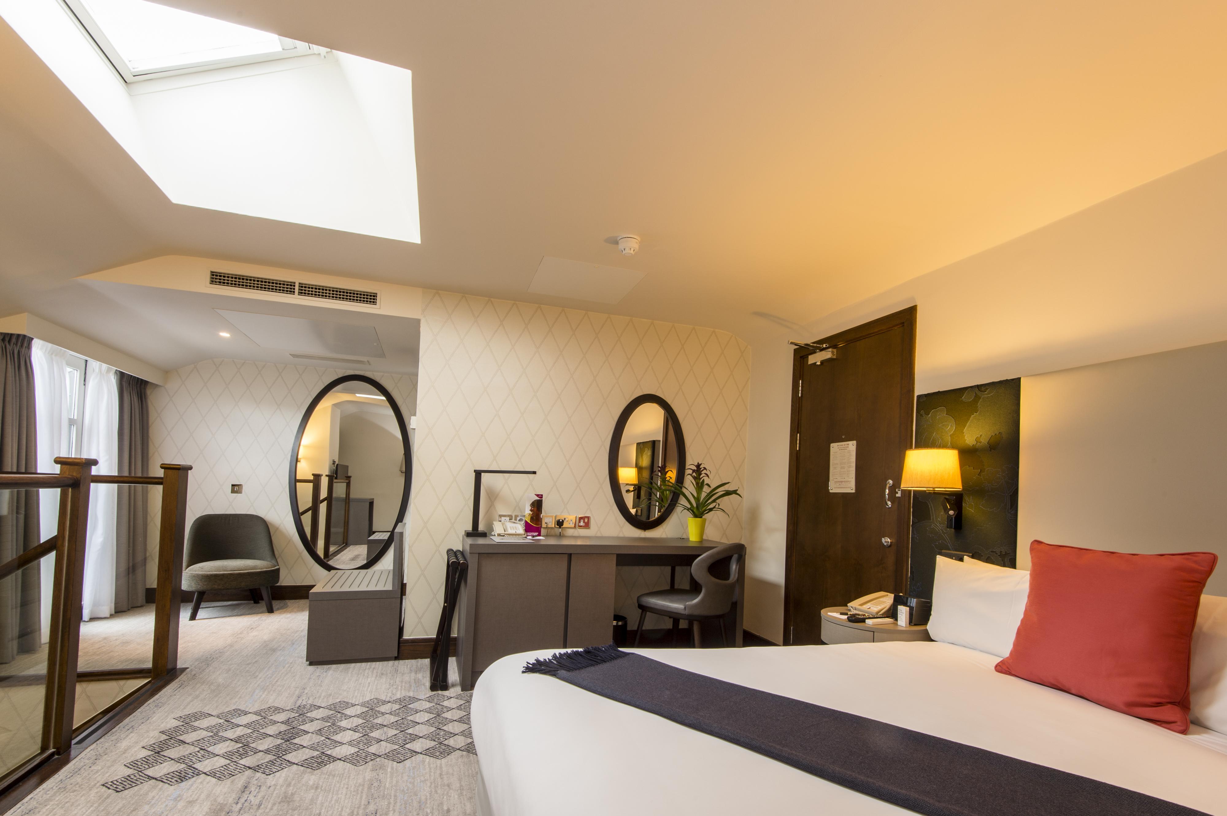 Doubletree By Hilton Kensington Hotel 4*