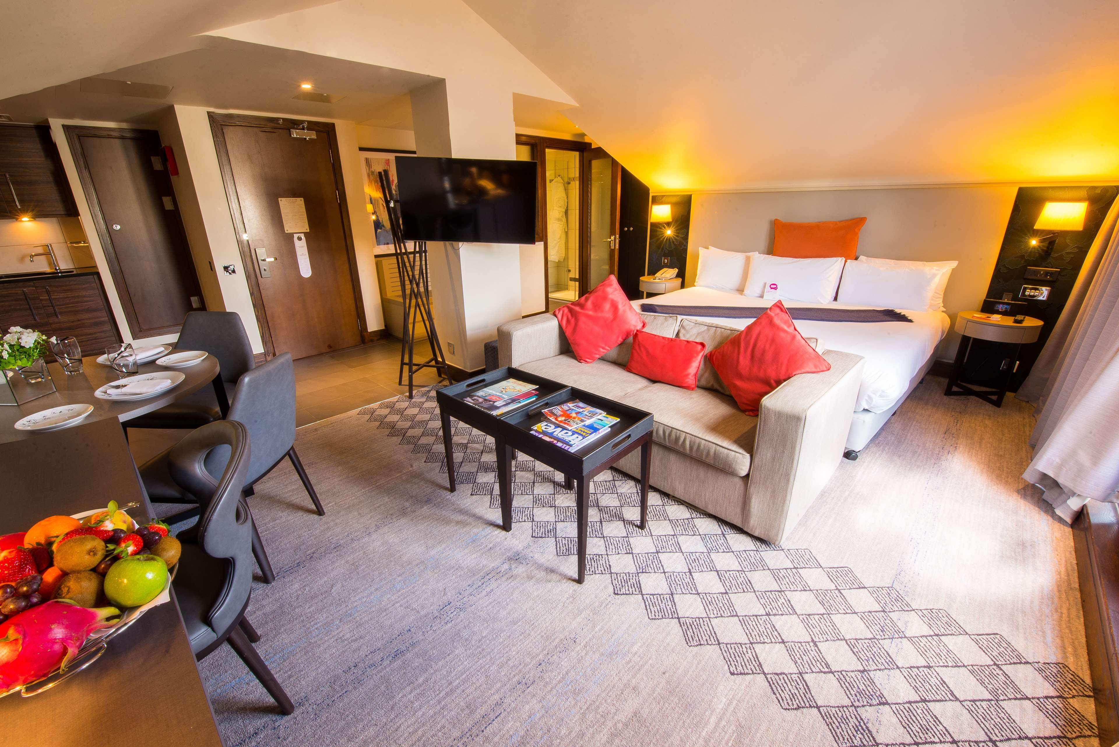 Doubletree By Hilton Kensington Hotel 4*