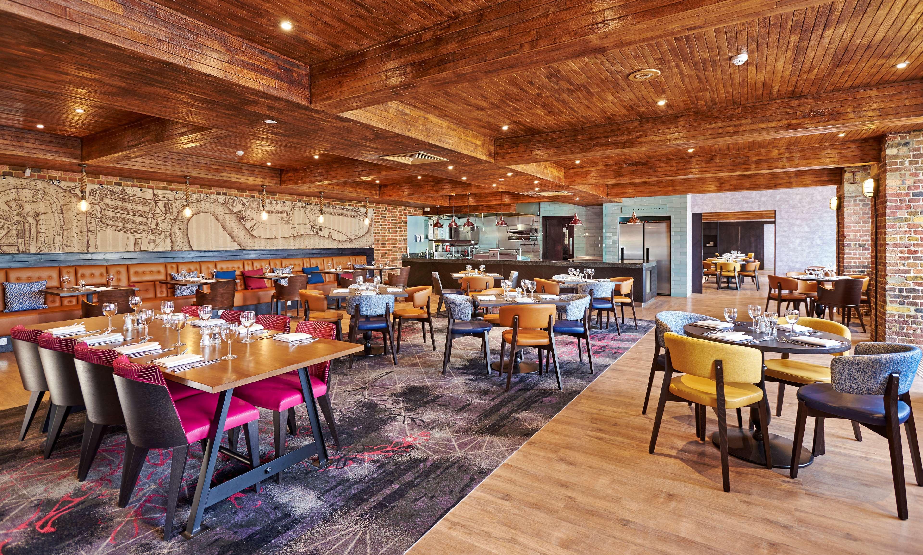 Hotel Doubletree By Hilton - Docklands Riverside
