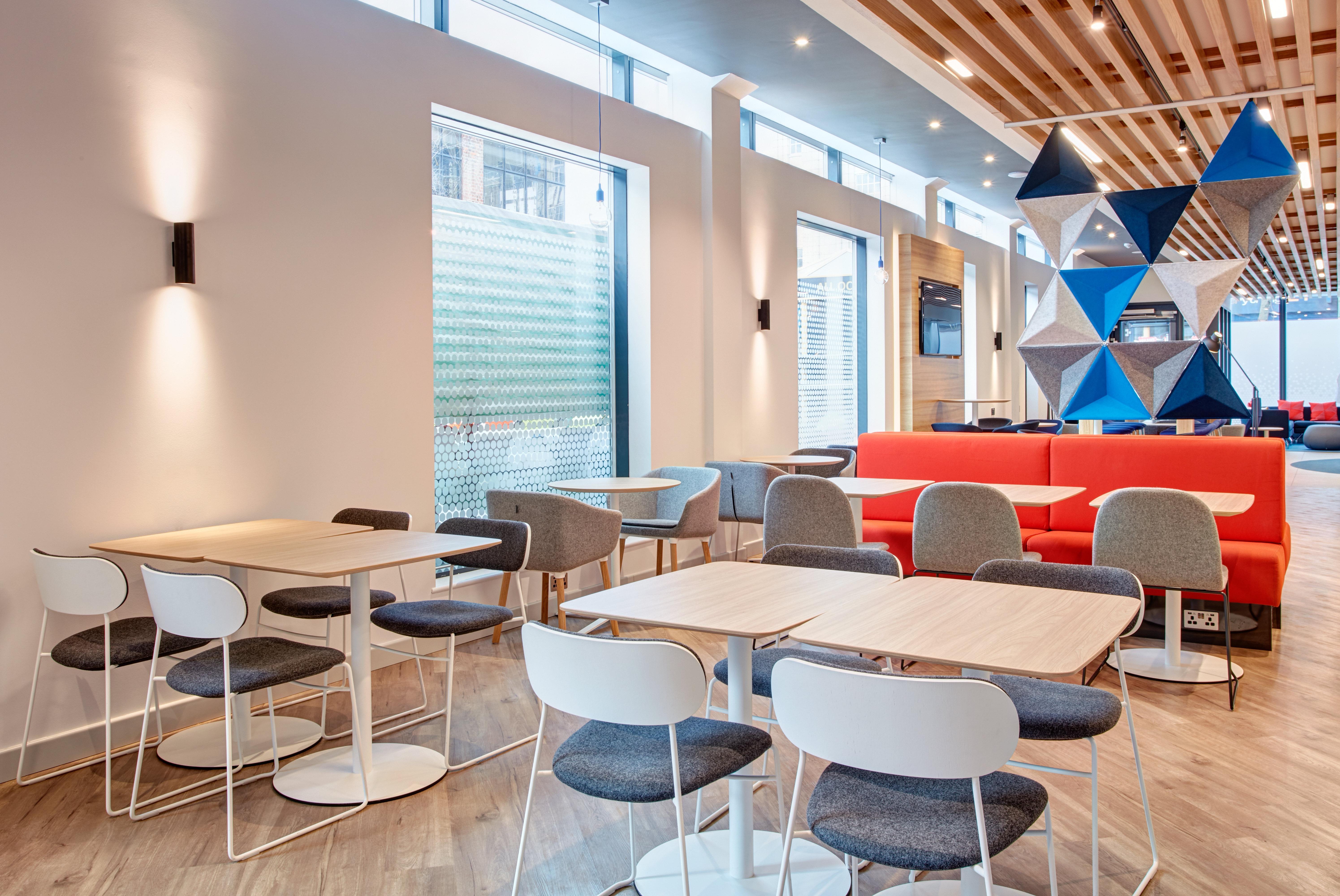 Express London-ealing, An Ihg 3* London