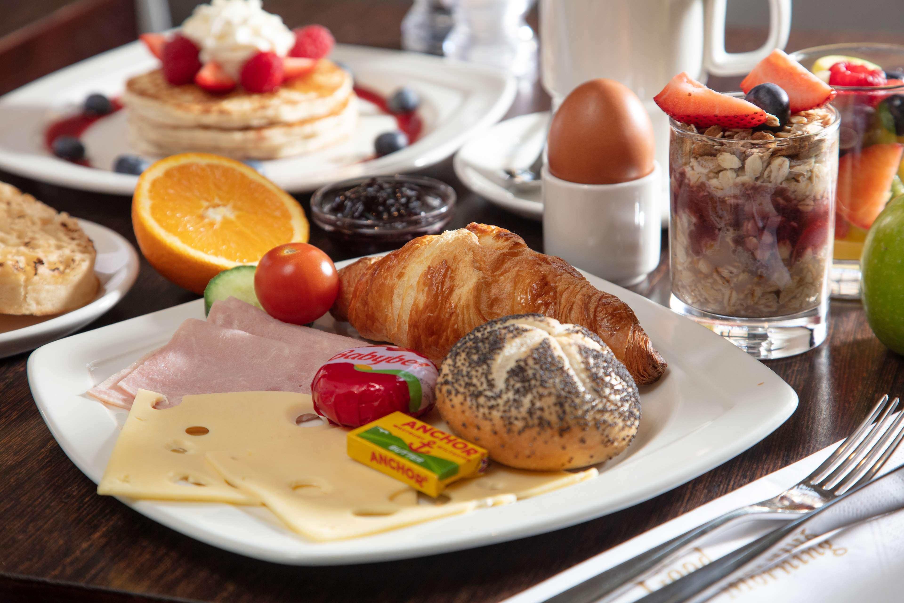Western Delmere Hotel 3*