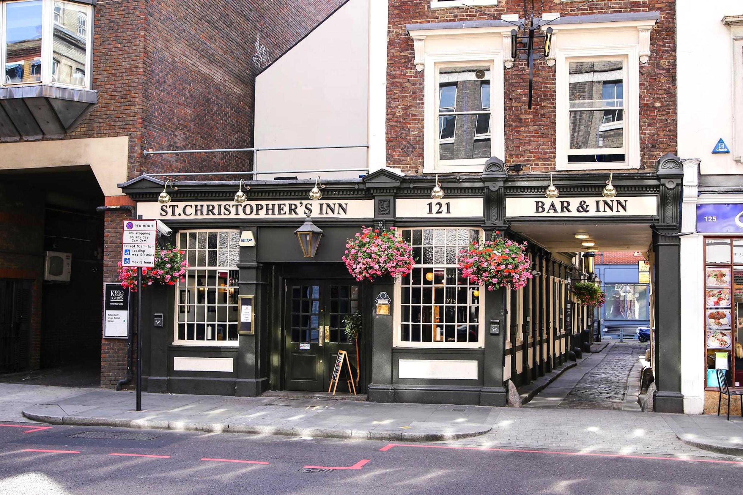 St Christopher's Bridge - The Hostel *