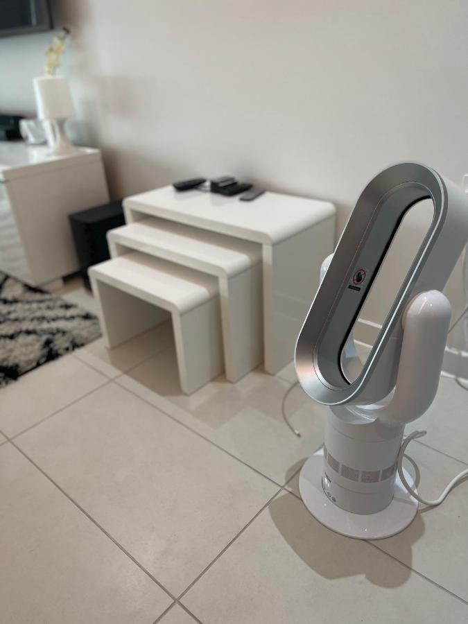 Apartment Off 13 London