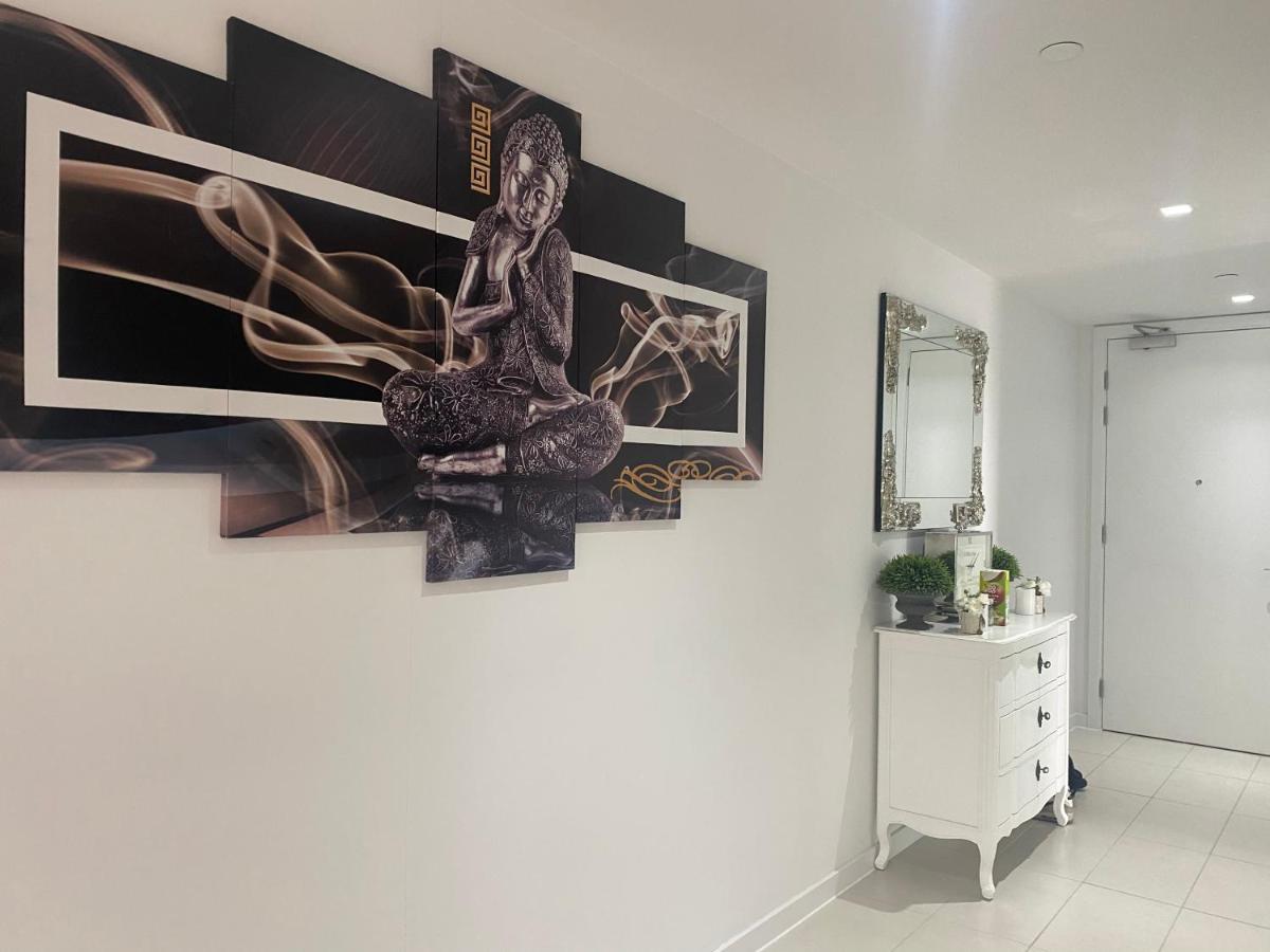 Apartment Off 13 *