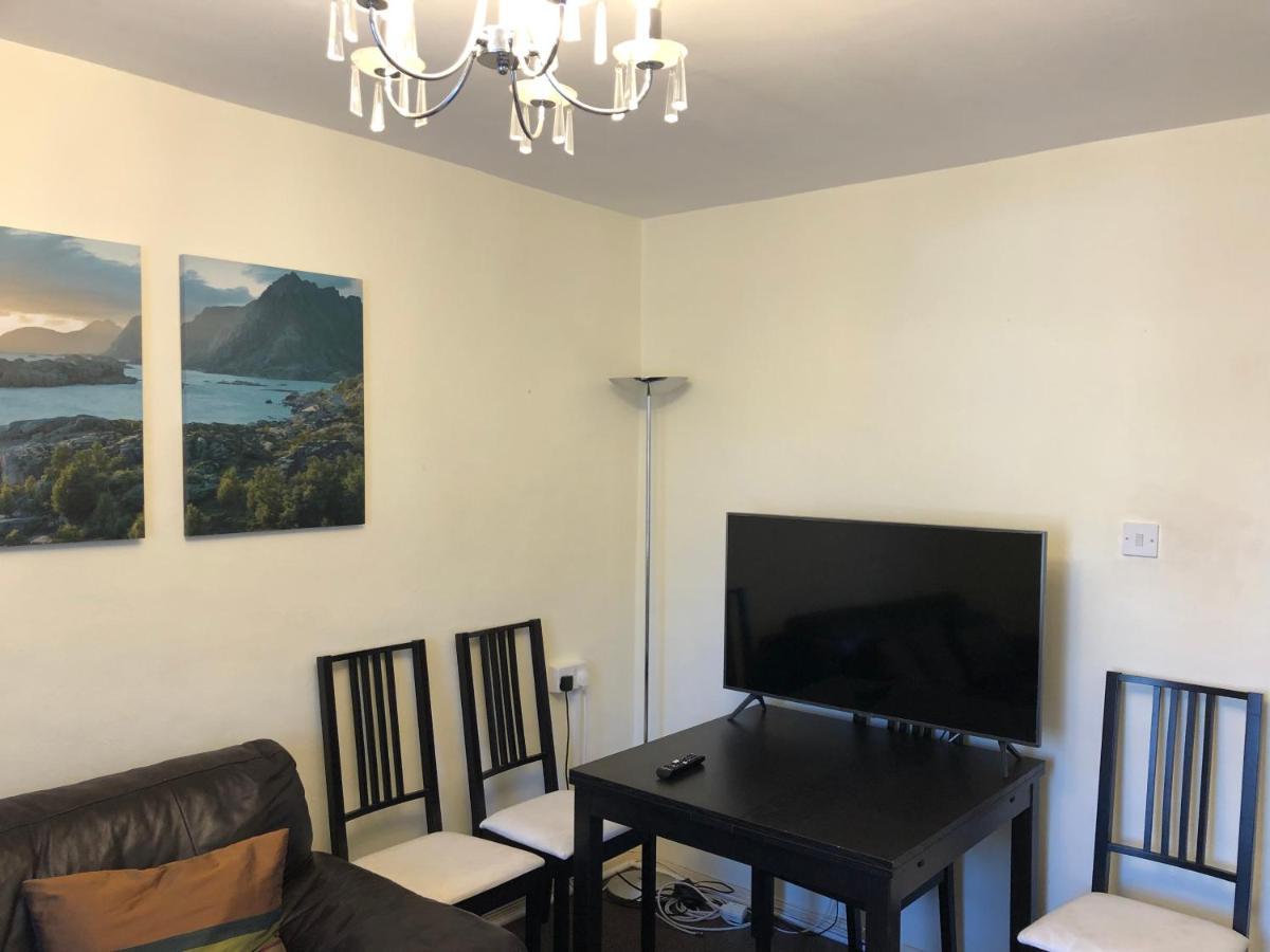 Apartamento Lovely One Bed To Rent