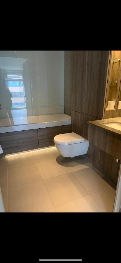 Chelsea Riverside Morden, Chic One Bed Apartment