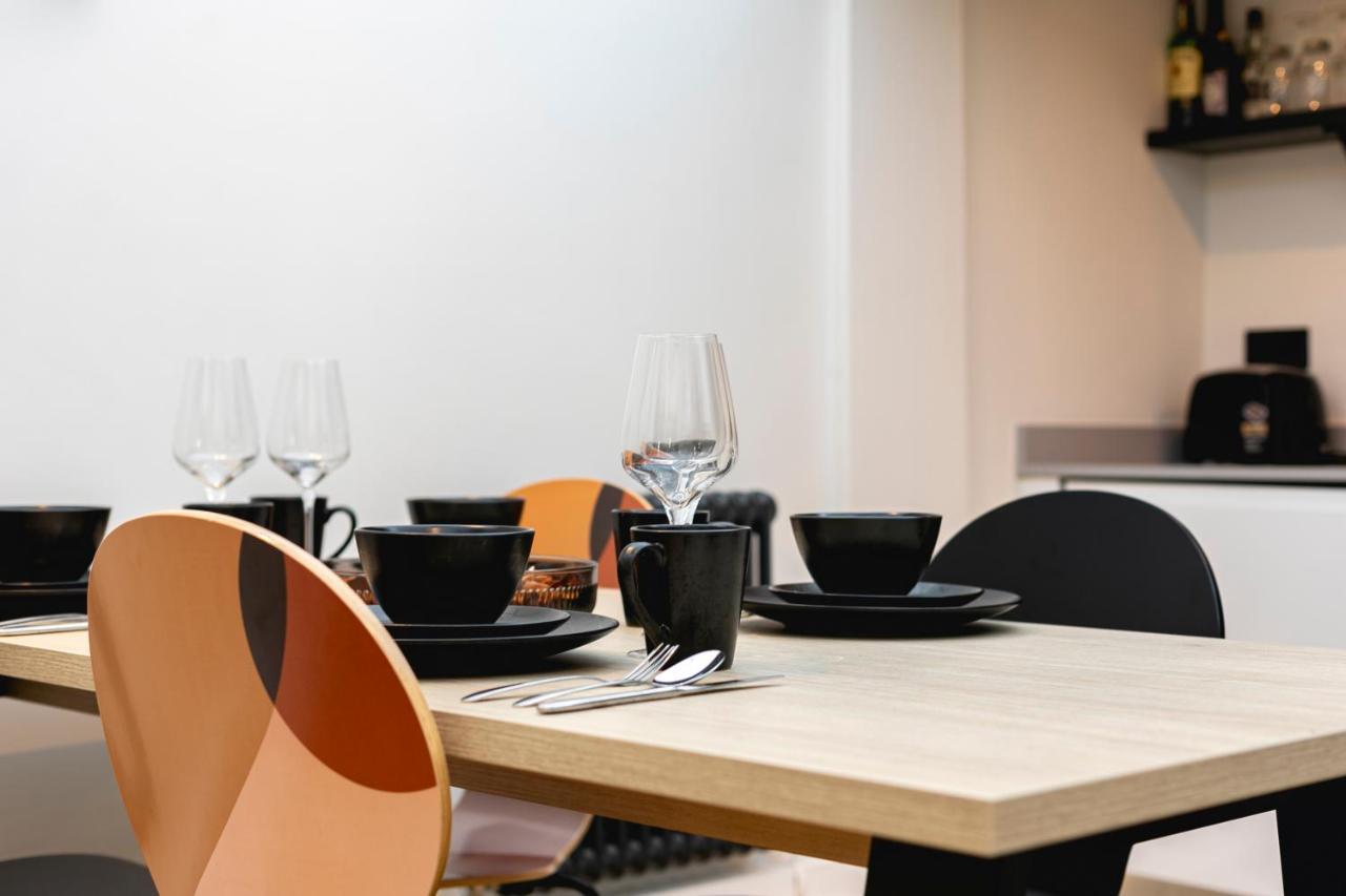 Apartment Penthousestays Chelsea - Luxury 2 Bedroom W/king Bed - Near King's Road