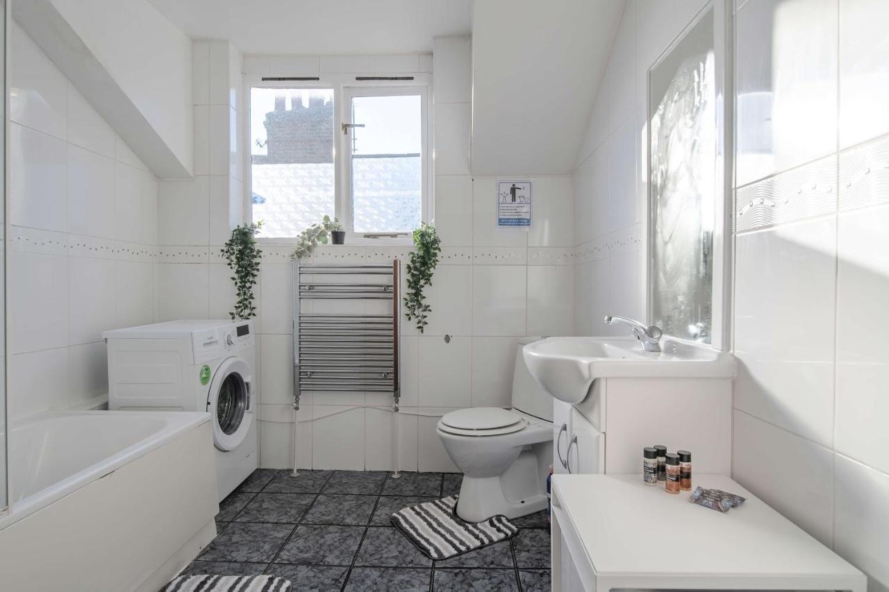 Apartment Two Bedroom In Tooting *