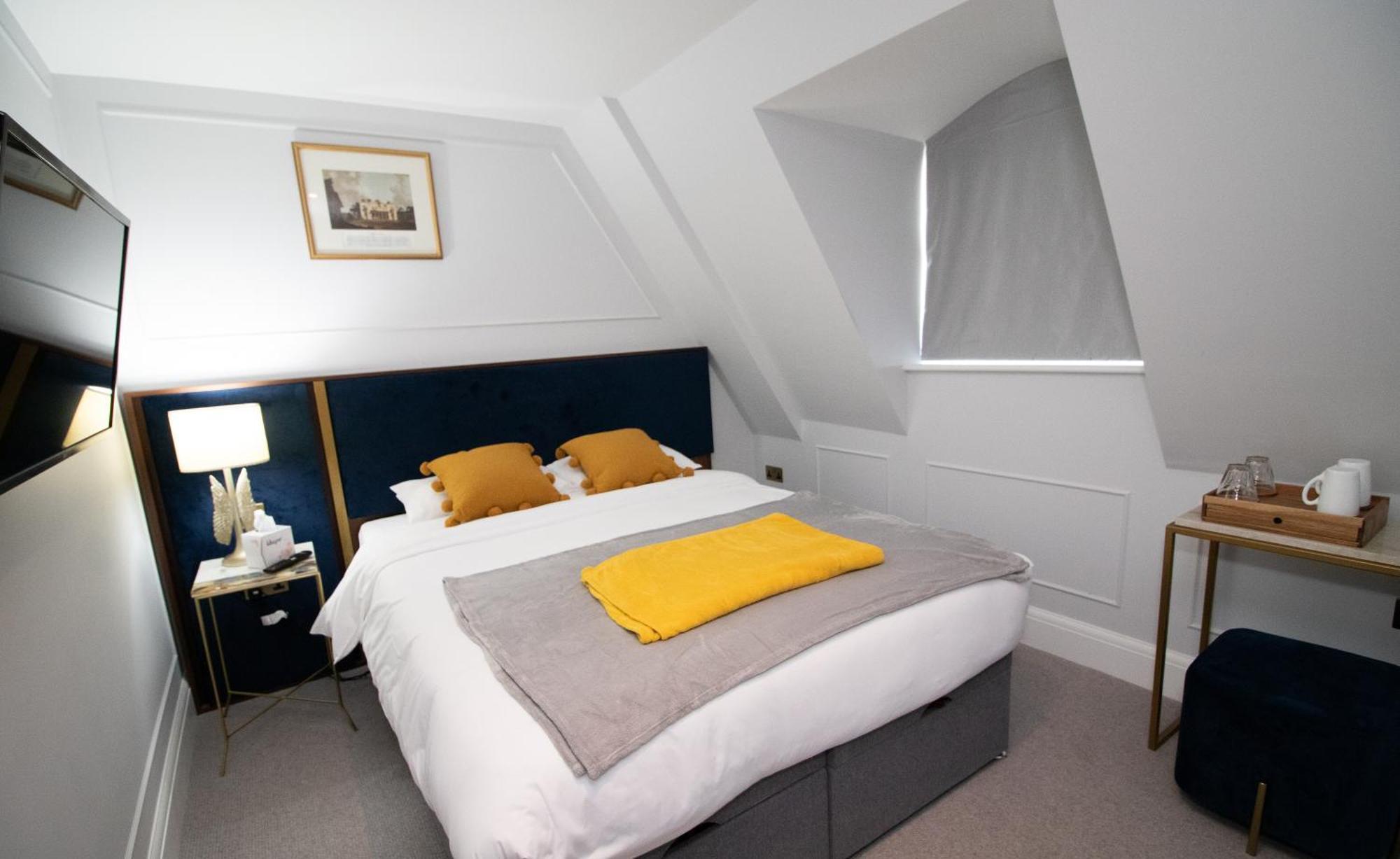 Three Falcons Hotel Londres