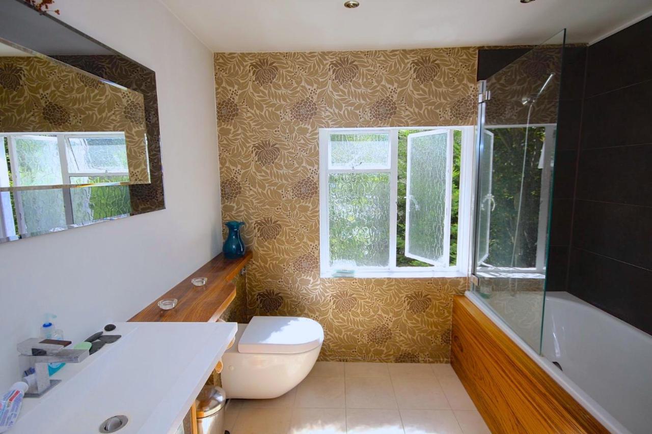 Kensington Flat With Roof Terrace And Sunshine Apartment *