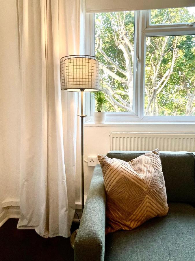 Apartment Newly Refurbished 2 Bedroom In South