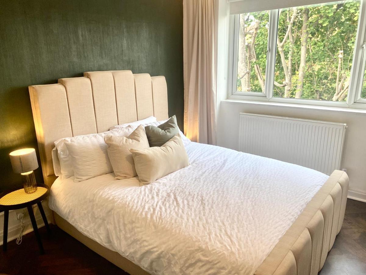Apartment Newly Refurbished 2 Bedroom In South