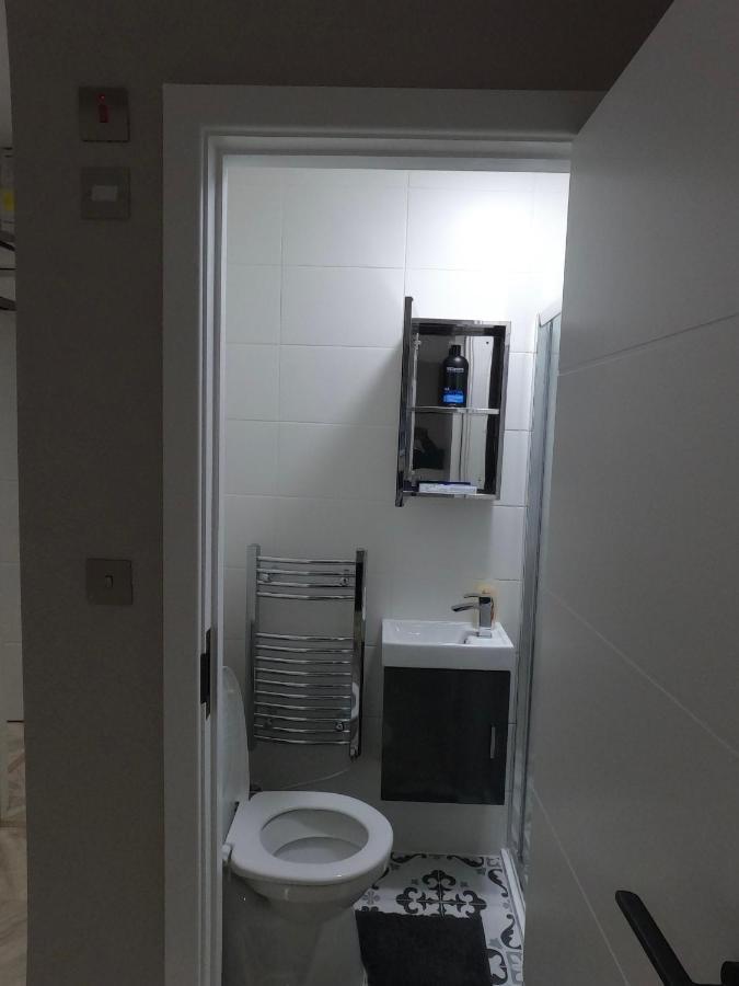 Hospedagem domiciliar Lbt Ltd
