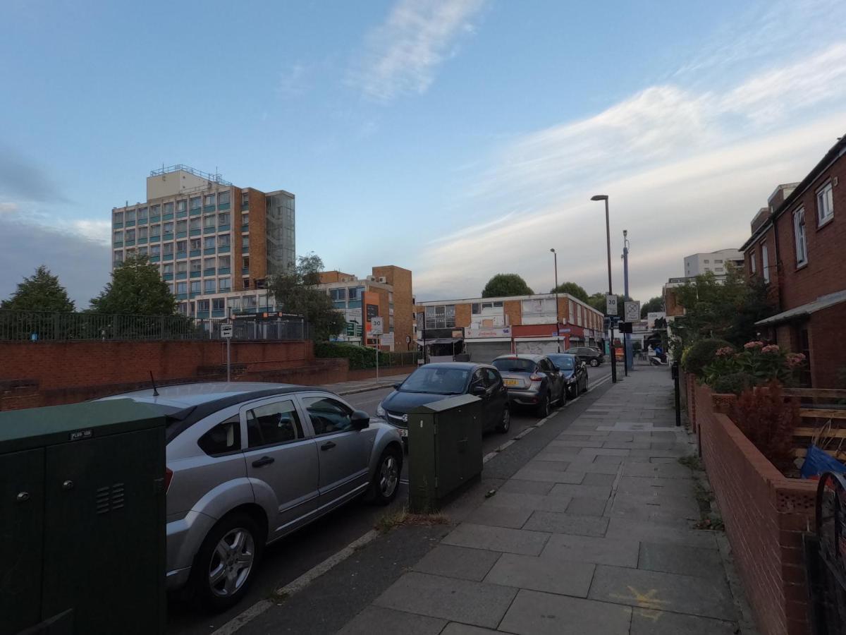 Lbt Ltd Hospedagem domiciliar Londres