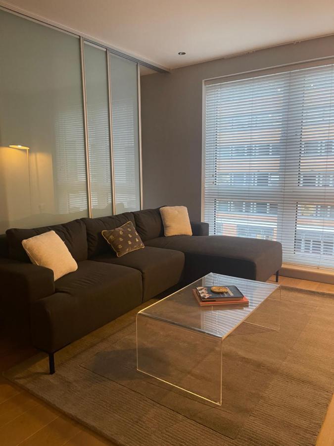 Chelsea Riverside Morden, Chic One Bed *