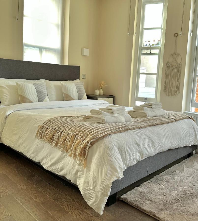1 Spacious Luxury Bedroom Flat On Oxford St, Next To Selfridges Apartamento *