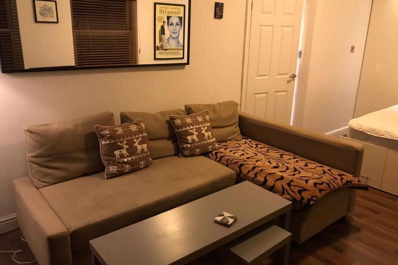 Apartment Stylish Studio Near Notting Hill Station! London
