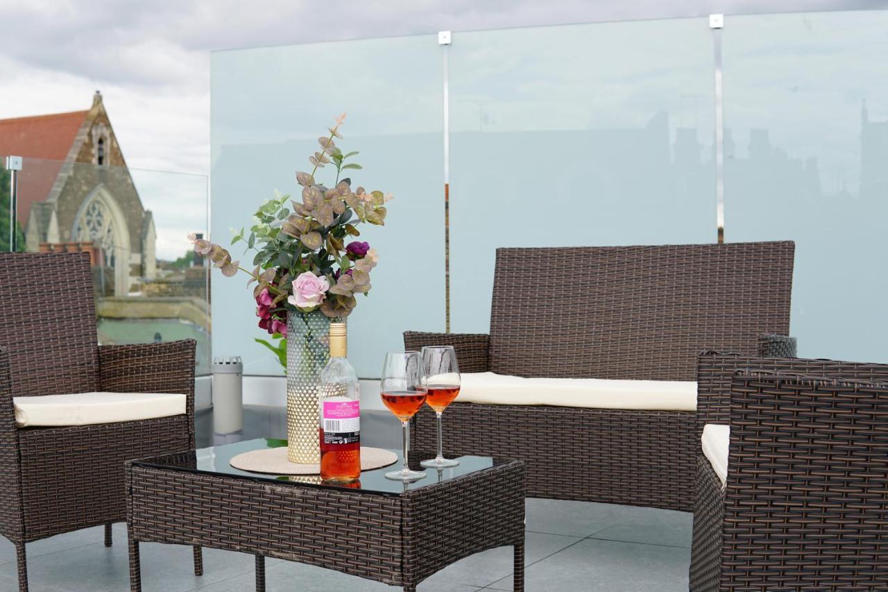 Homely - Camden Penthouse *