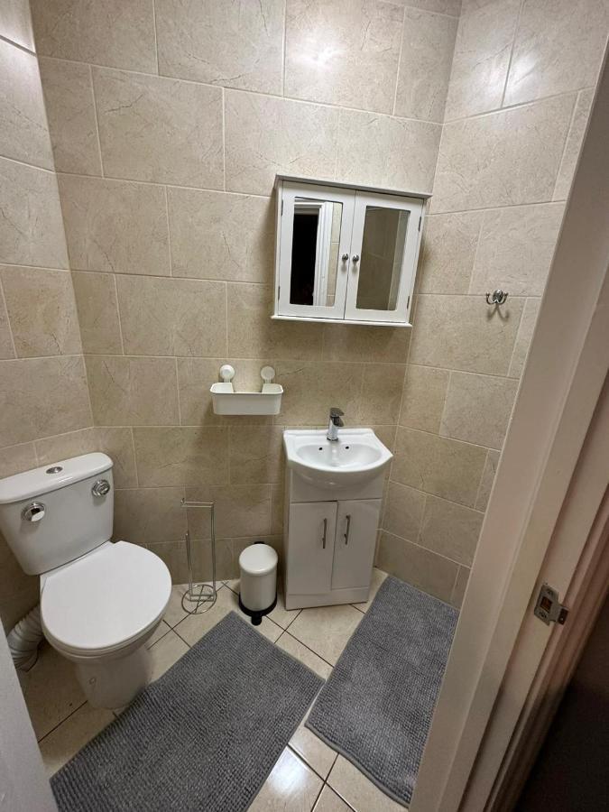 Somerton Studio Apartment *