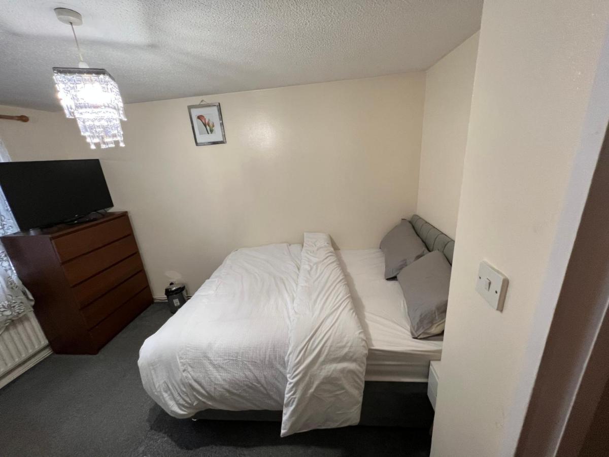Homestay Henderson Court