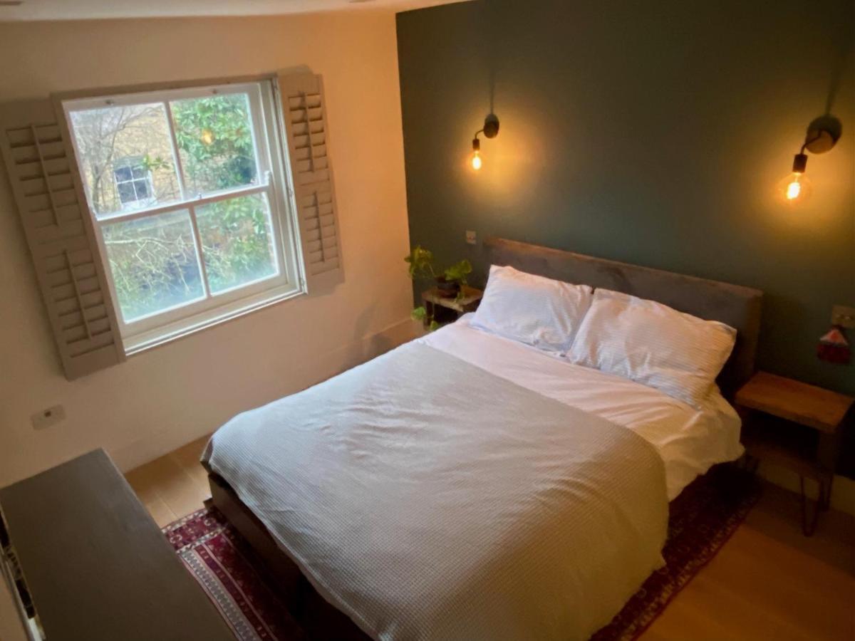 Apartment New Build Modern 1 Bedroom London