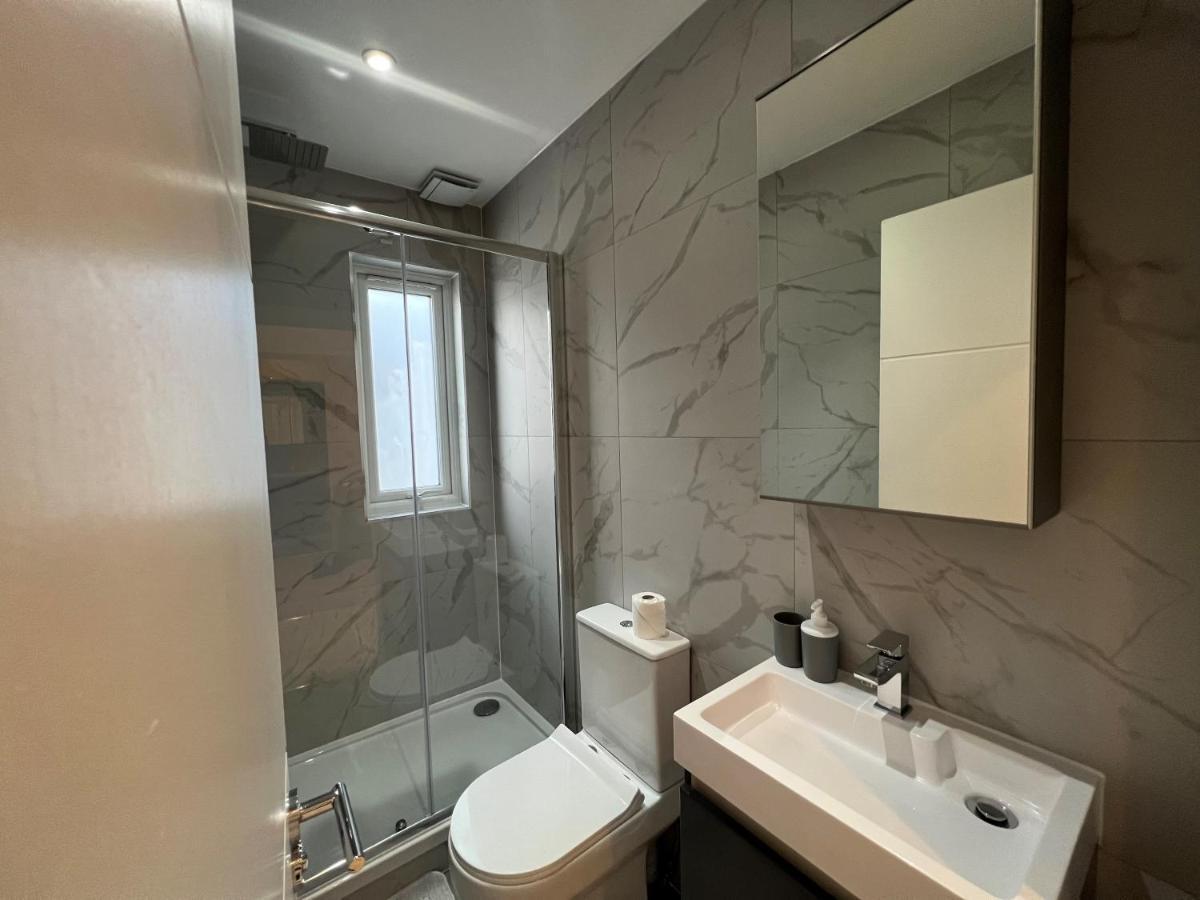 Star Station Road 3-bed Haven Apartment *