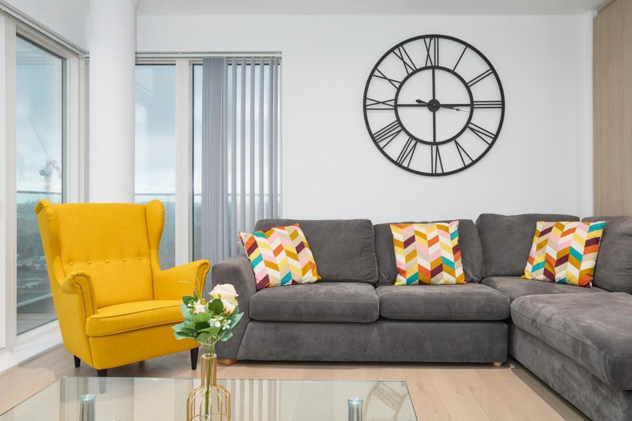 2 Bedroom Luxury With Balcony London