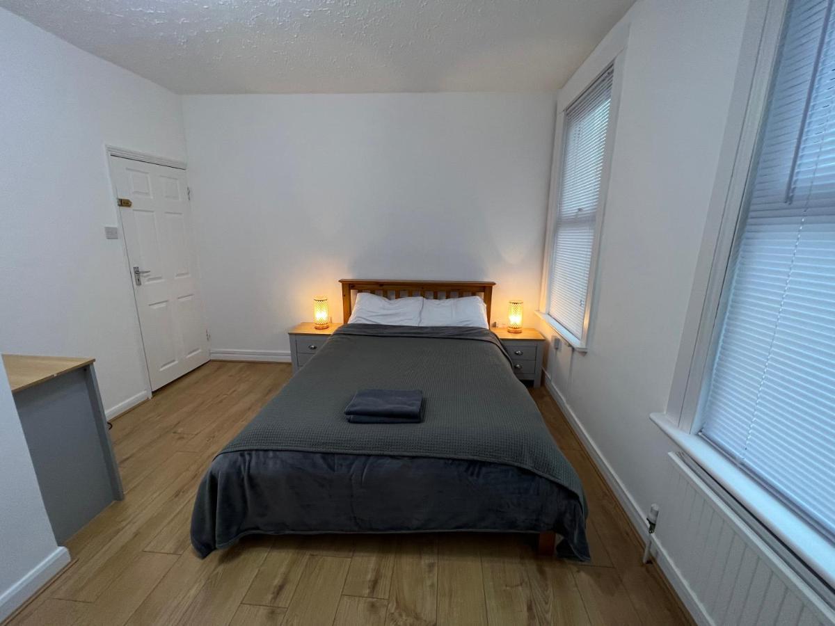Guest house Private In Victorian House, Forest Hill, London